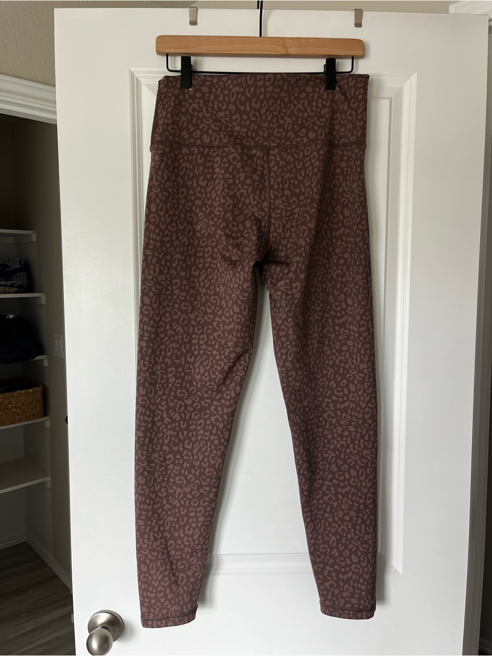 aerie Mauve Brown Leopard Print Leggings - Picture 3 of 6